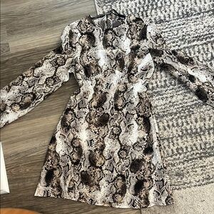 Primark Brown and Cream Sheath Dress with Bishop Sleeves